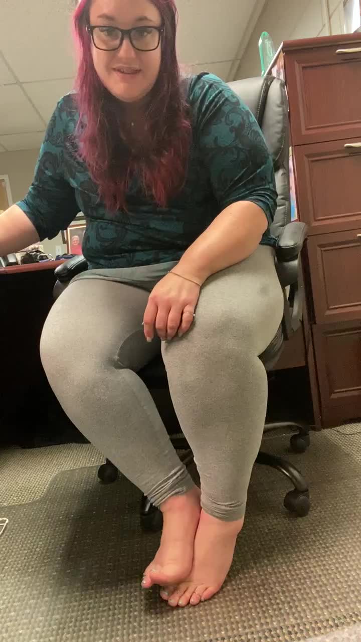 Bootyful Goddess ASMR, BBW Feet & Foot Domination Videos | iWantClips.com