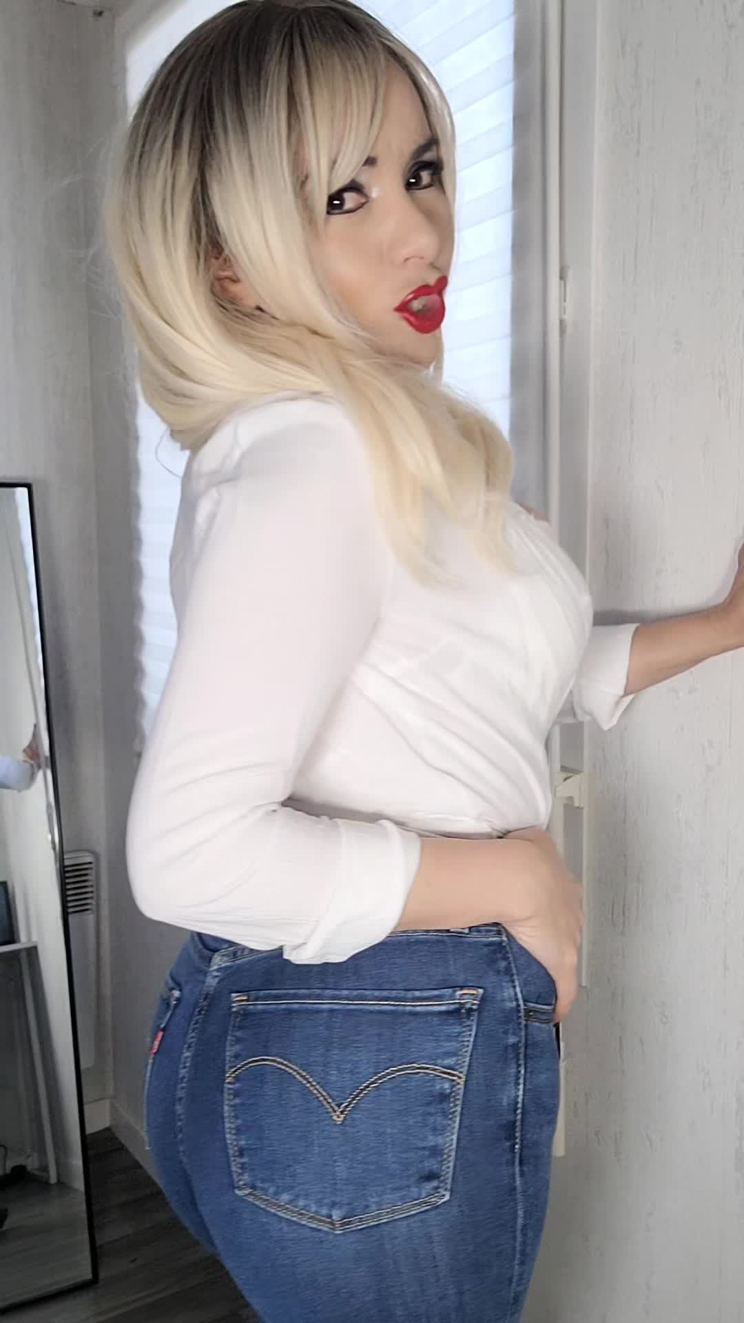 Sissi Viter - Tease Denial Jeans Cleavage Sissi Viter - iWantClips