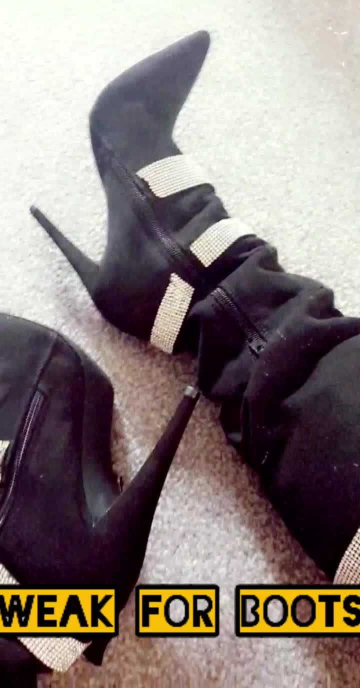 Shoe Worship - Porn Video Clips For Sale at iWantClips - Page 78